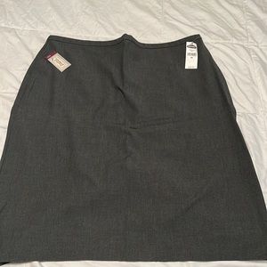 Old Navy gray pencil skirt
